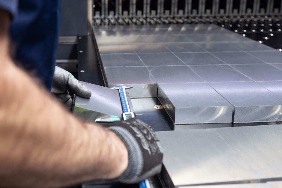 Scie pour plaques aluminium laiton cuivre