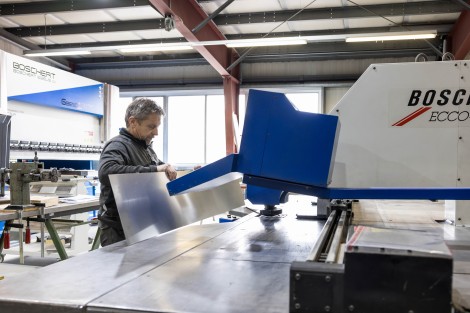 Cava Halbfabrikate AG tôles d’aluminium tôles d’acier inoxydable bandes d’aluminium