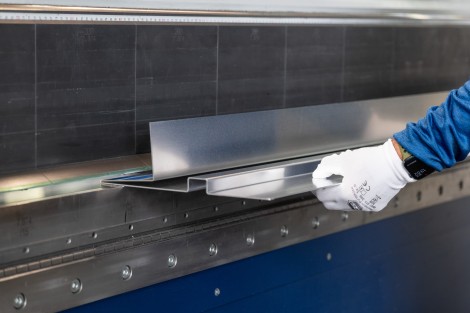 CNC Blechverarbeitung und Leichtmetallbau AG Aluminium- und Edelstahlbleche