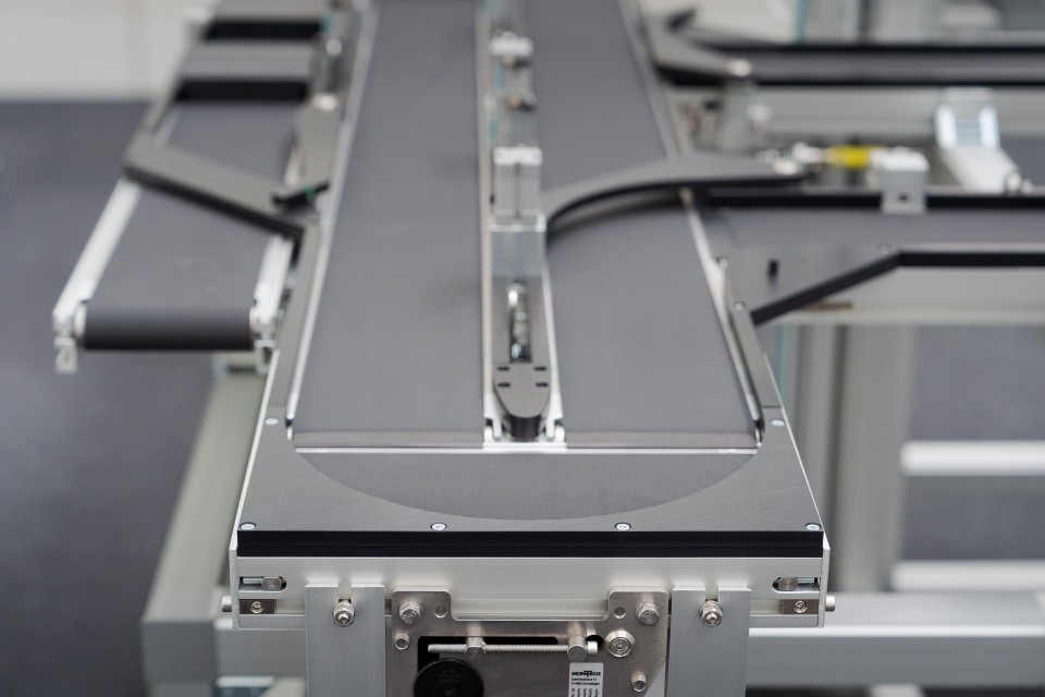 Mechanische Bauteile für Förderbänder und Transfersysteme, Montech AG