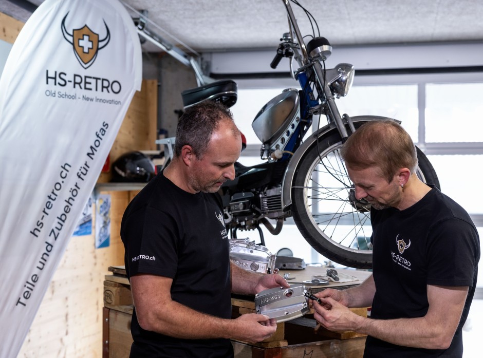 Sigrist AG plaques en alu vélomoteurs Puch