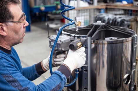 Schulthess Produktion AG Bleche Mechanische Bauteile Halbzeug