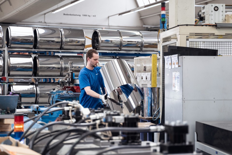 Schulthess Produktion AG Bleche Mechanische Bauteile Halbzeug